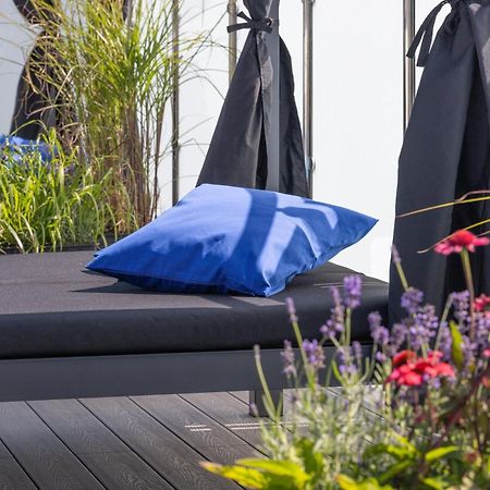 Ostoja Colette Apartment Ярославец Екстериор снимка