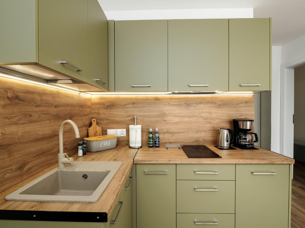 Ostoja Colette Apartment Ярославец Екстериор снимка