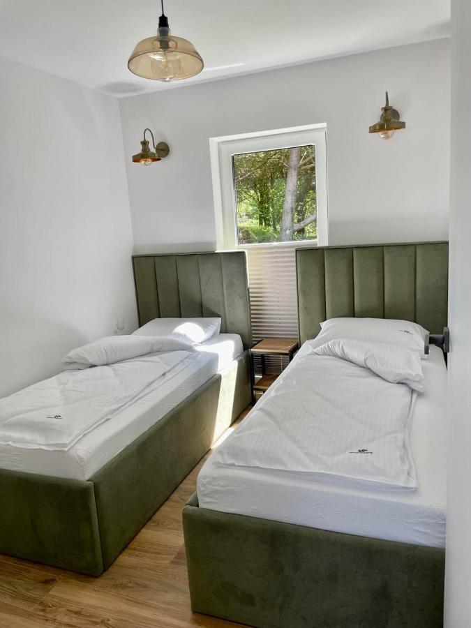 Ostoja Colette Apartment Ярославец Екстериор снимка