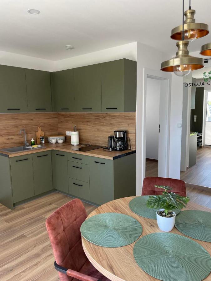 Ostoja Colette Apartment Ярославец Екстериор снимка