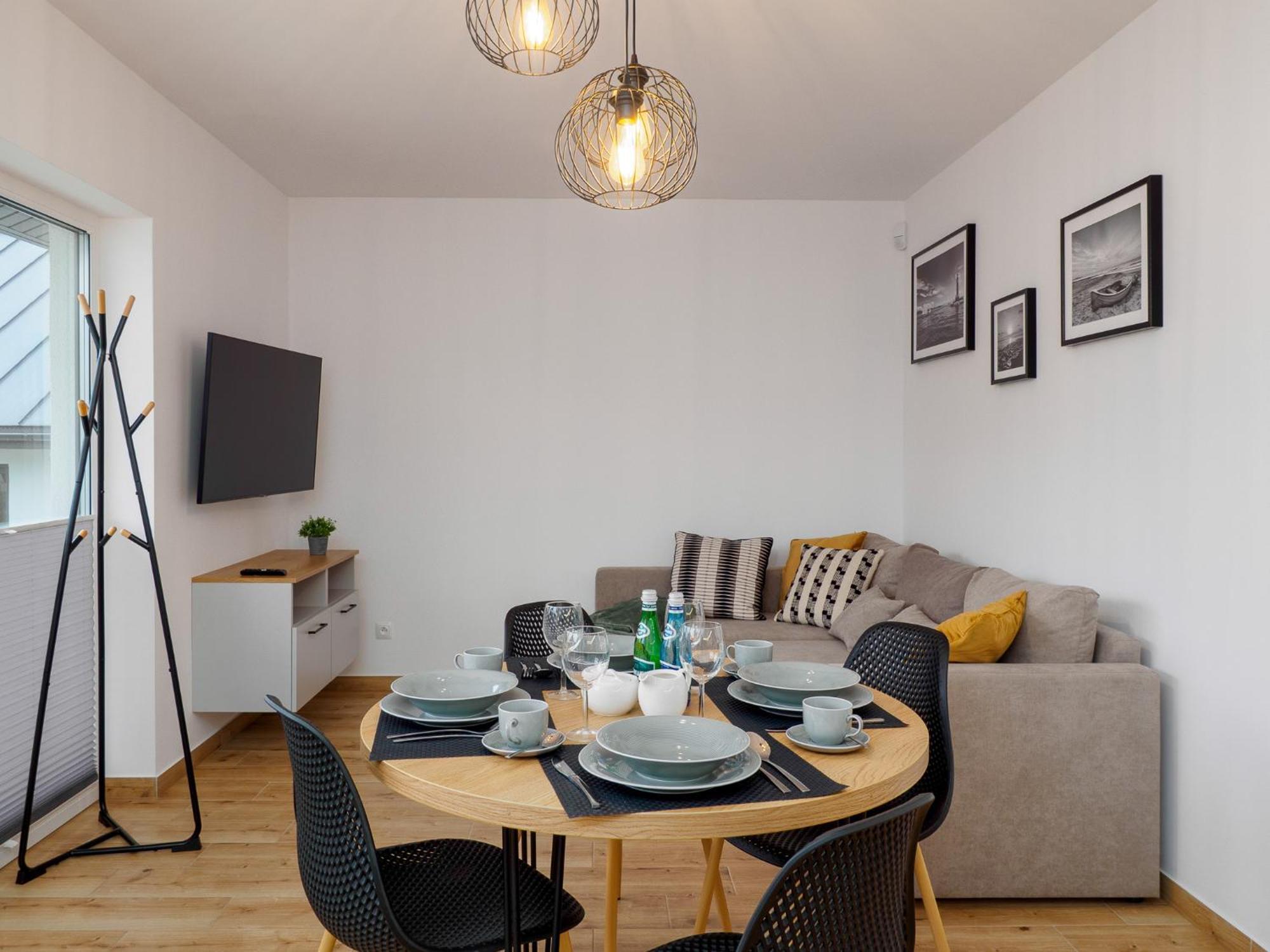 Ostoja Colette Apartment Ярославец Екстериор снимка