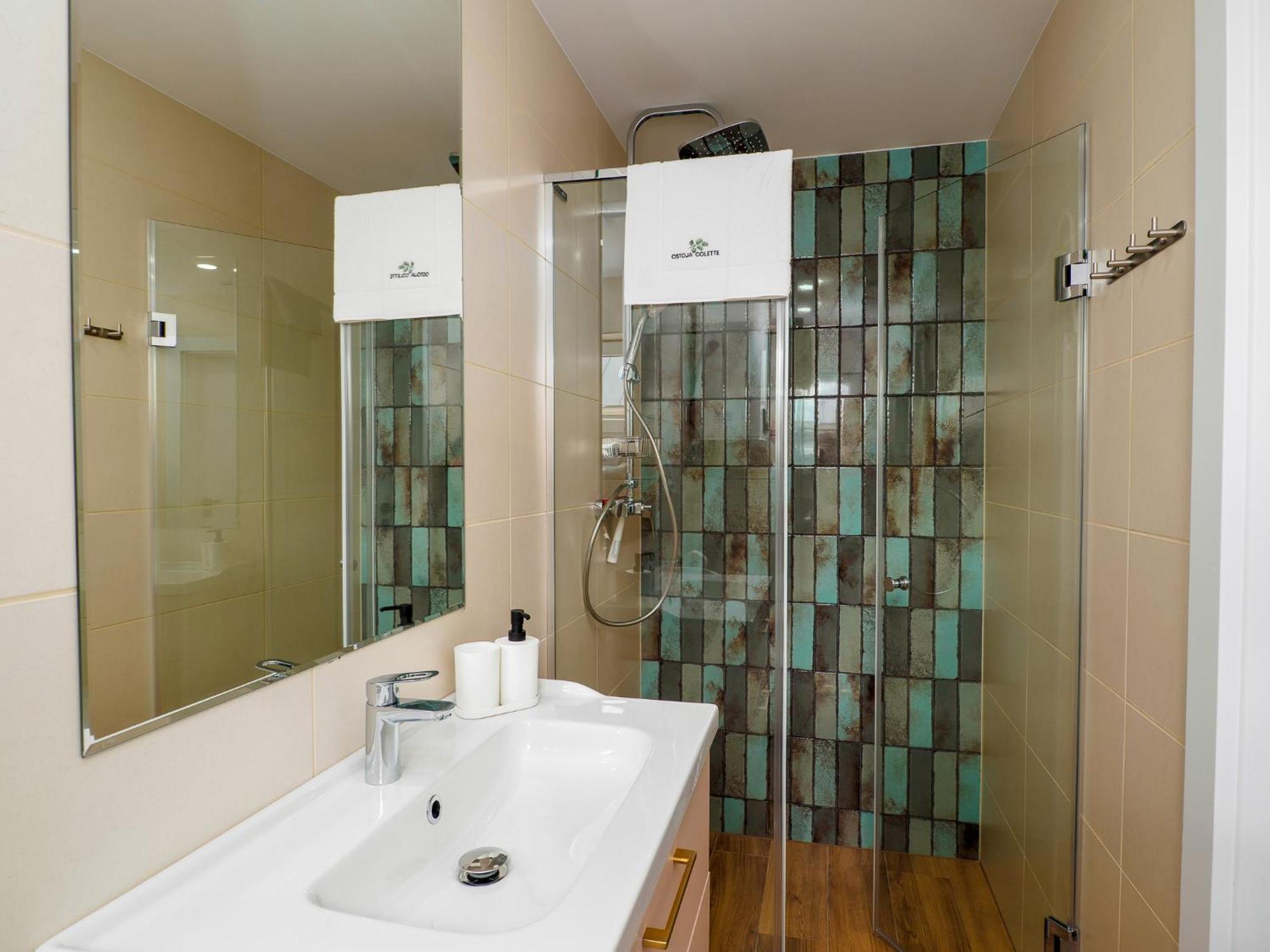 Ostoja Colette Apartment Ярославец Екстериор снимка
