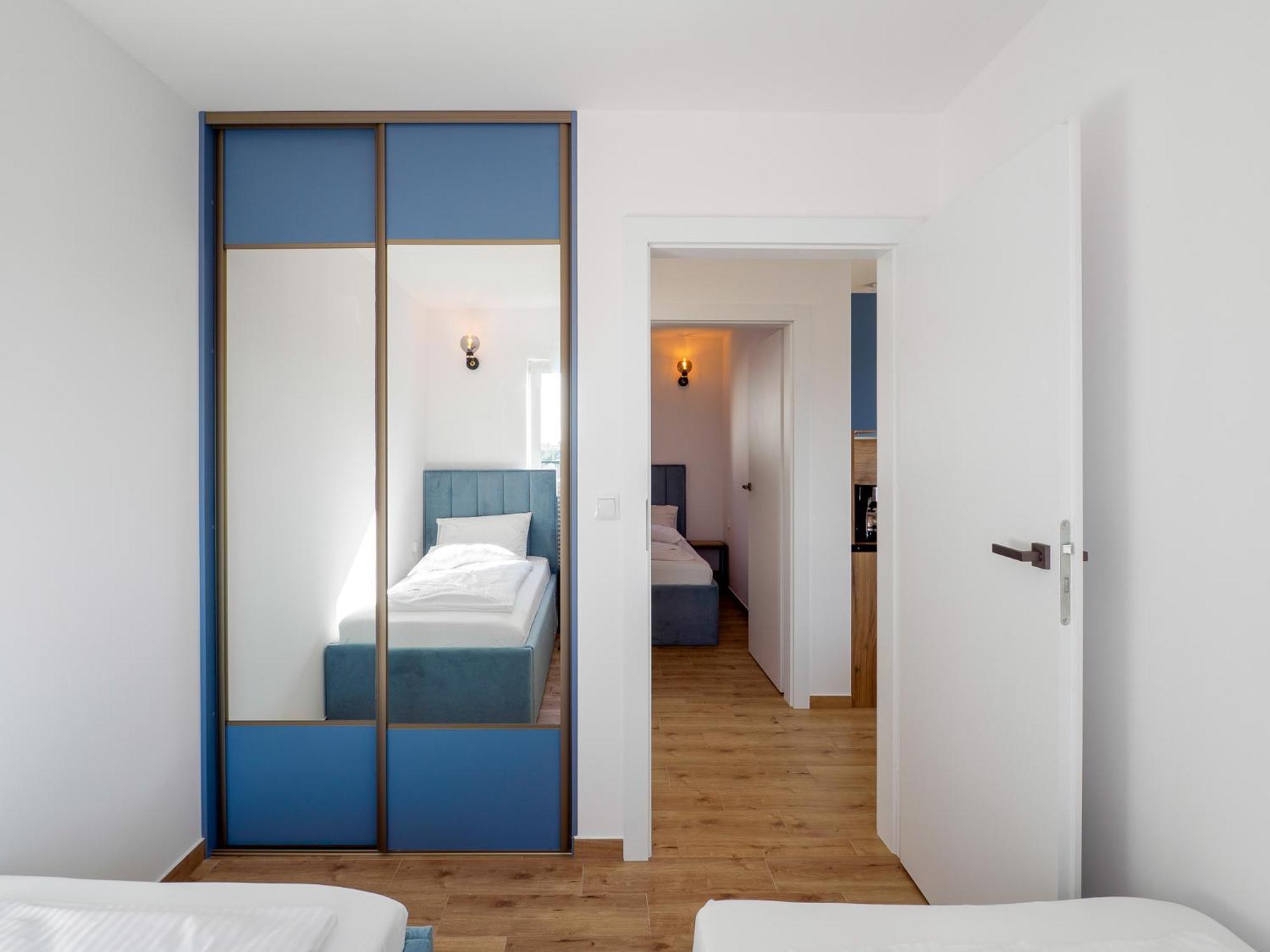 Ostoja Colette Apartment Ярославец Екстериор снимка